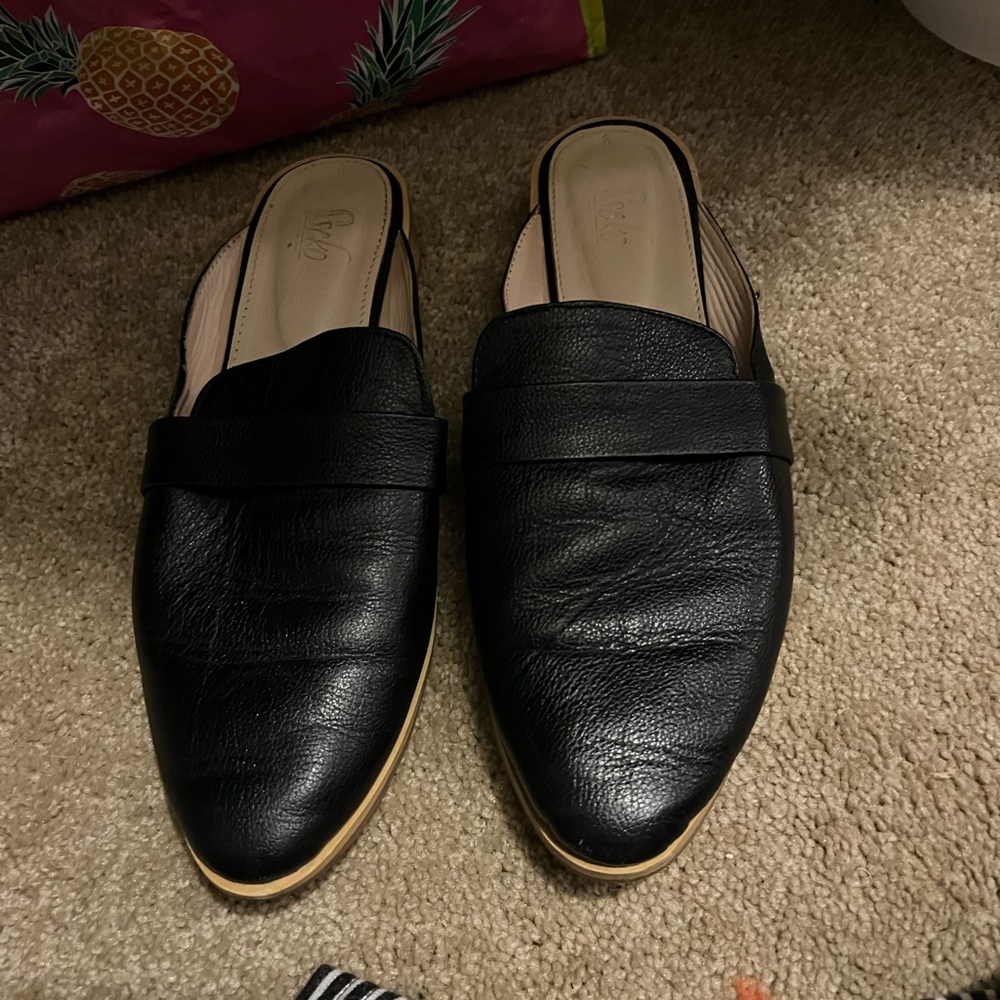 Sseko loafers 9 with accents